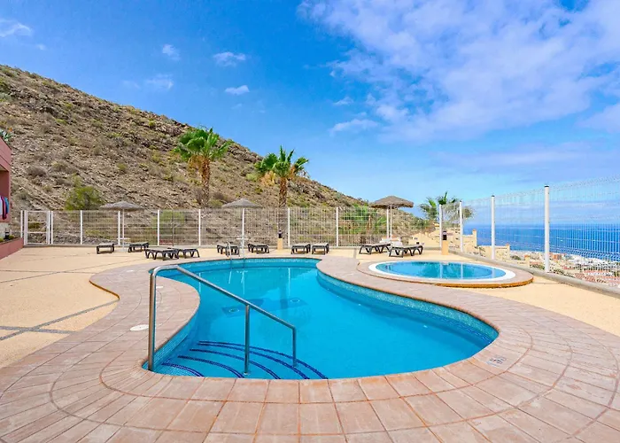 The Sunset - 2 Bedroom *