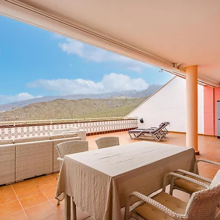 The Sunset - 2 Bedroom 아데제